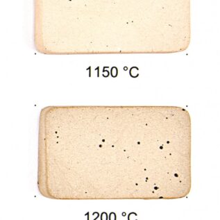 Glina Goerg&Schneider G933 kremowa z kropkami 0,2mm szamot opakowanie 10kg